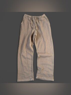 Elwood light brown sweatpants Size S #sweatpants #loungewear
